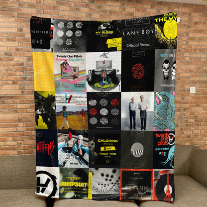 T1PL Album Blanket – Alt-Pop Warmth Wrapped in Iconic Era Artwork