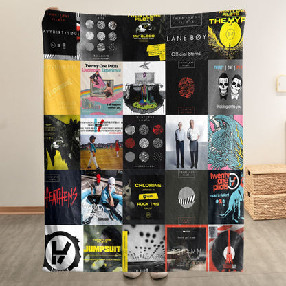 T1PL Album Blanket – Alt-Pop Warmth Wrapped in Iconic Era Artwork